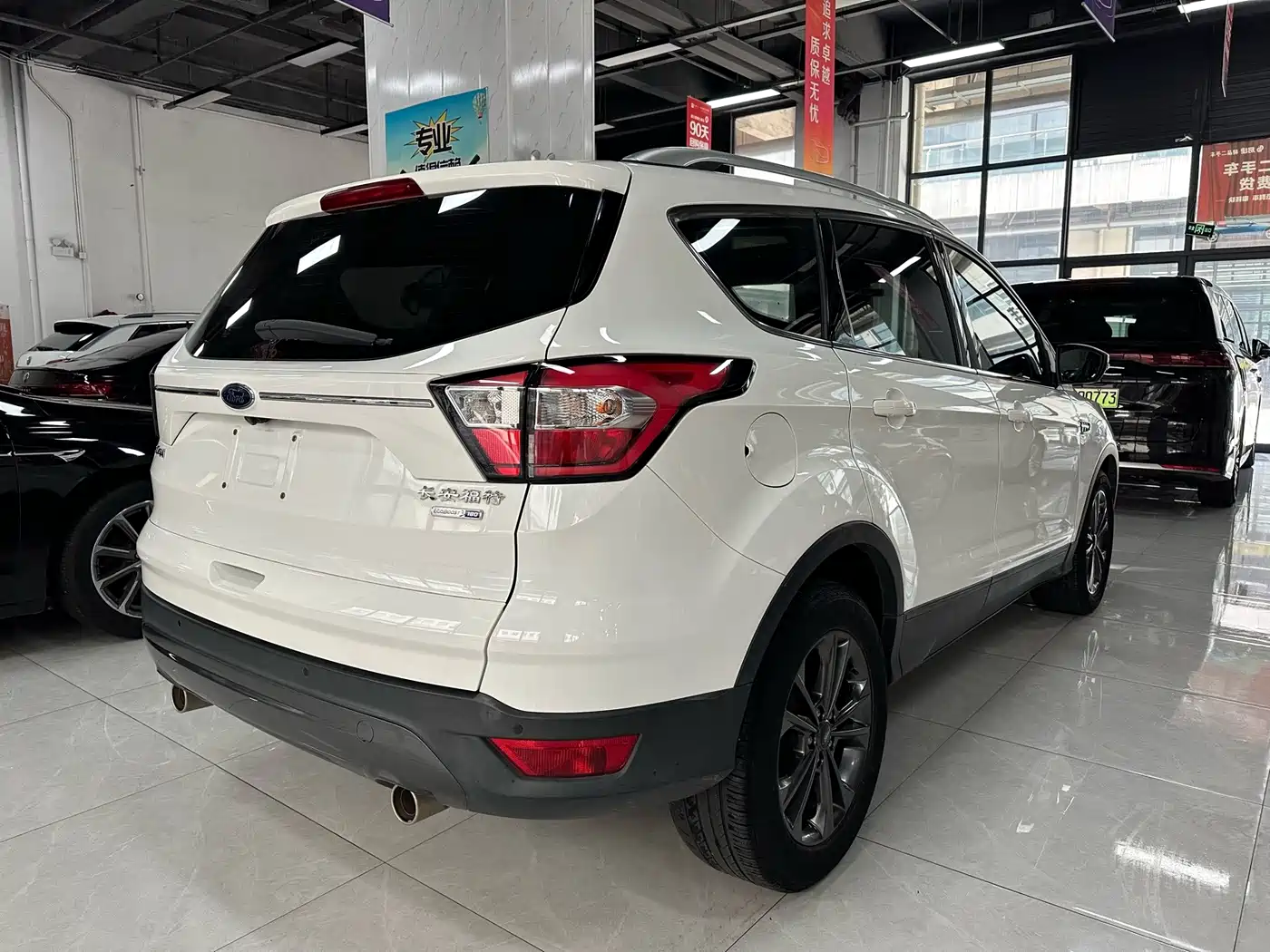 Ford Kuga 2021 2019 EcoBoost 180 2WD Platinum Wing Edition China VI