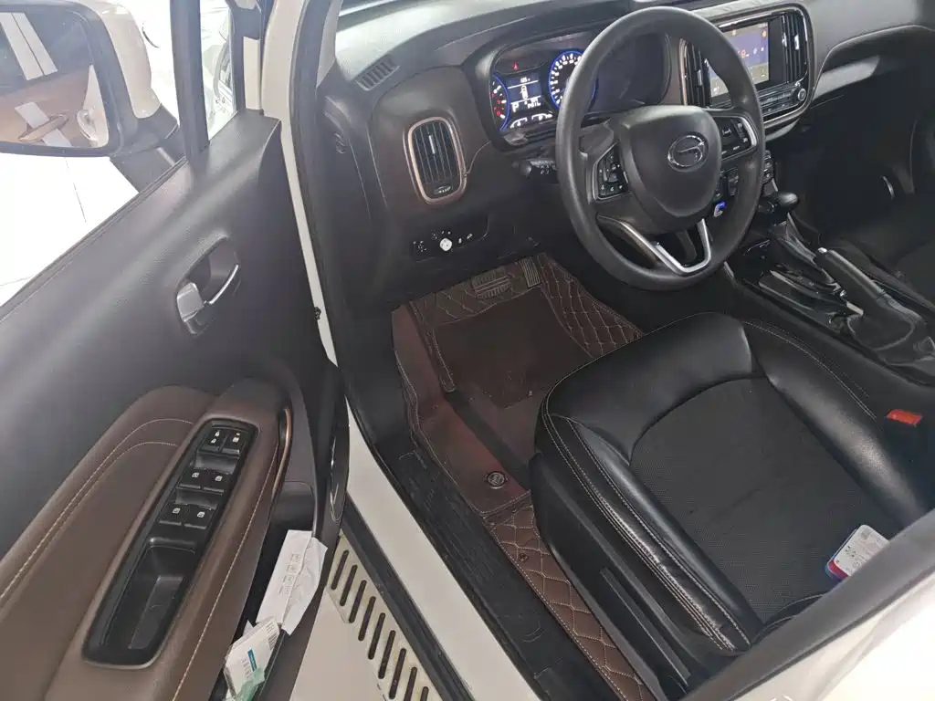 GAC Trumpchi Trumpchi GS3 2018 2017 150N Automatic Elite