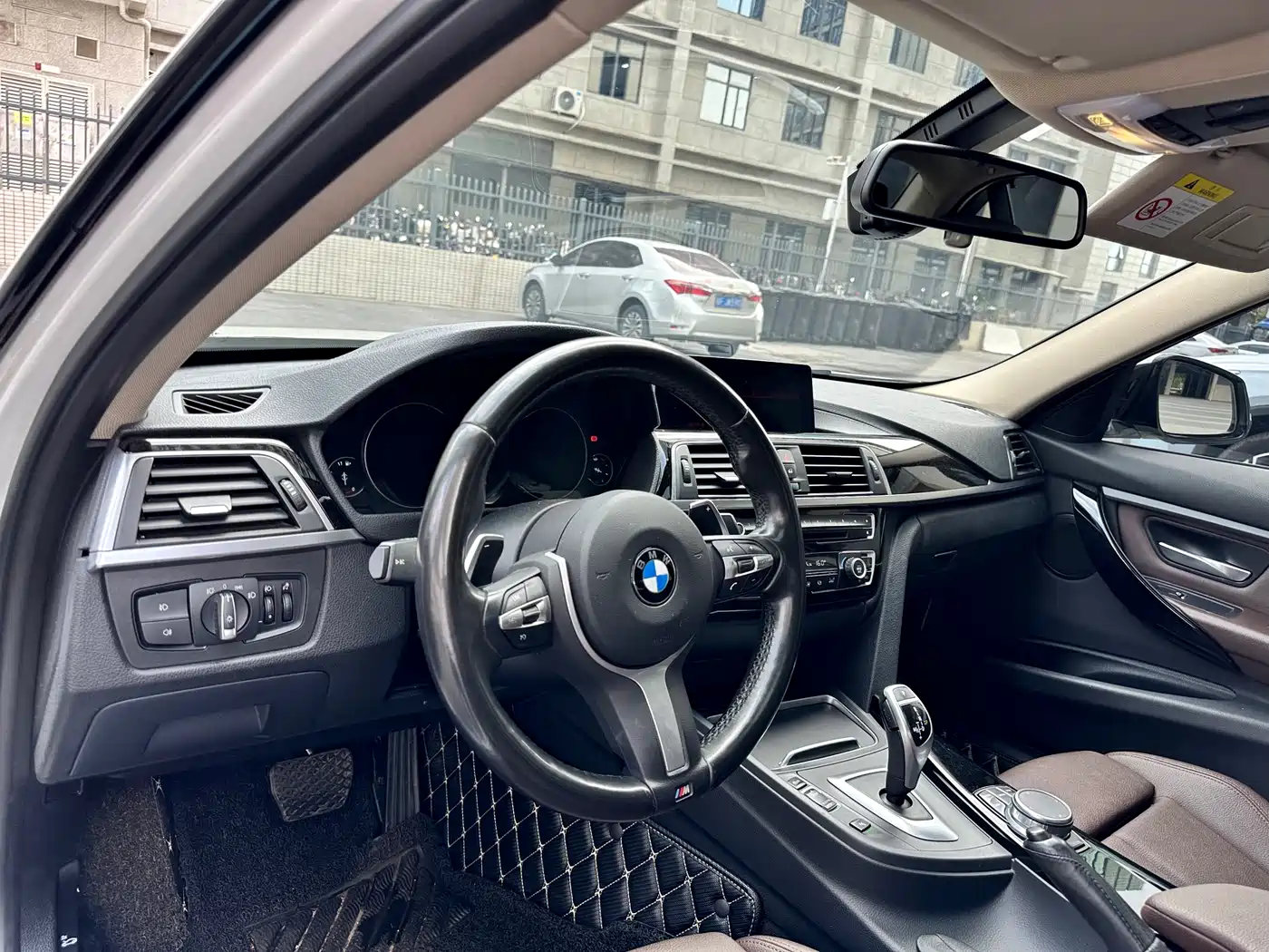BMW 3 Series 2019 320Li M Luxury Package фото 7
