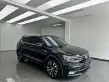 Фото 3 - Volkswagen Tiguan L