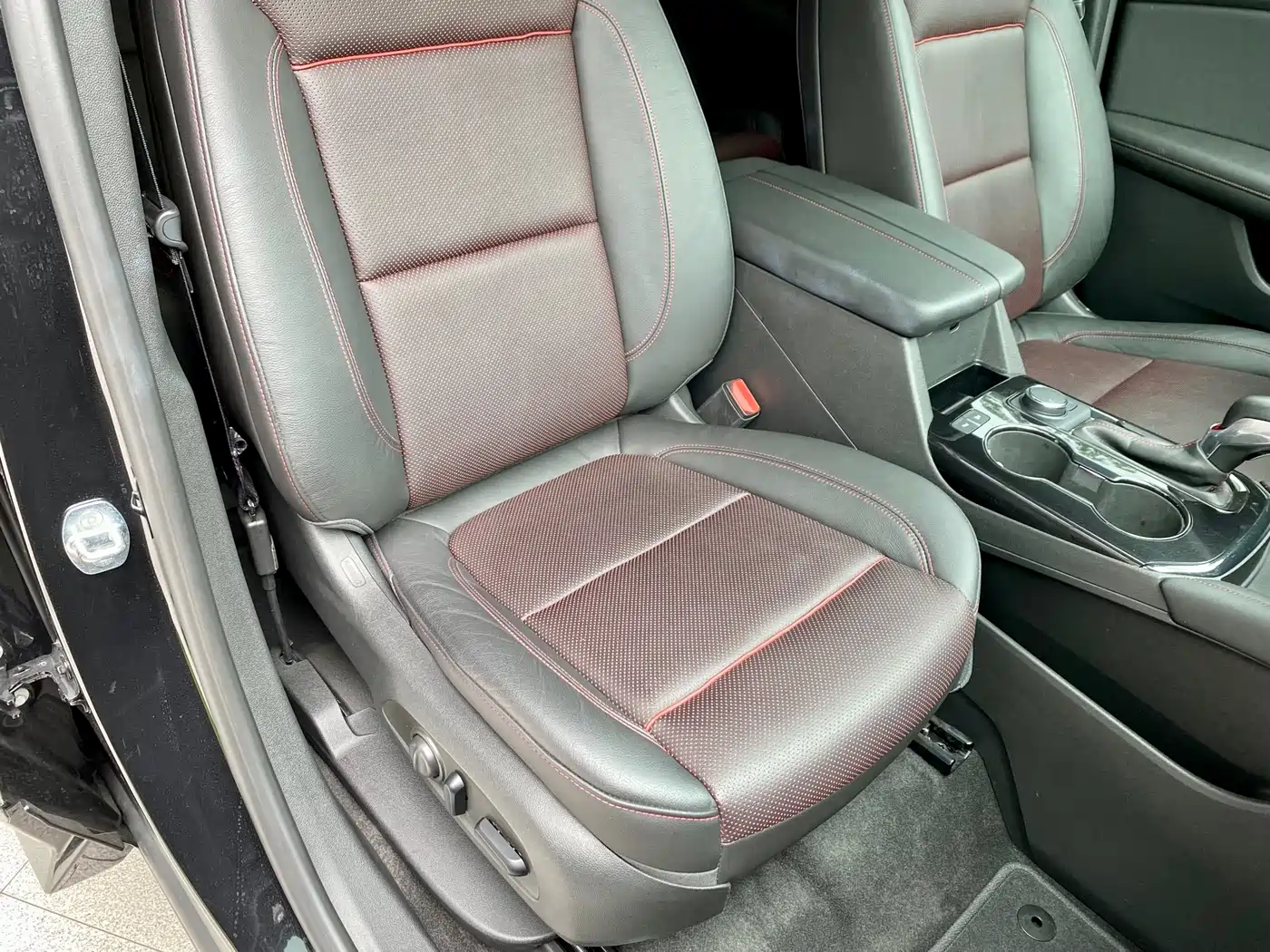 Chevrolet Trailblazer 2020 RS 650T Twin-Clutch AWD 7-Seater Flagship фото 12