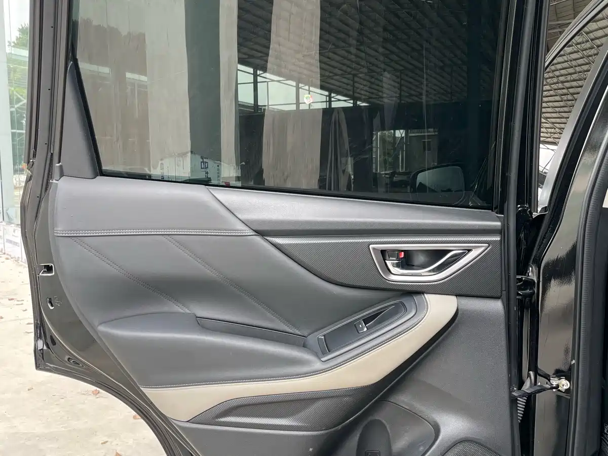 Subaru Forester 2022 2.0i AWD Luxury Edition with EyeSight фото 19