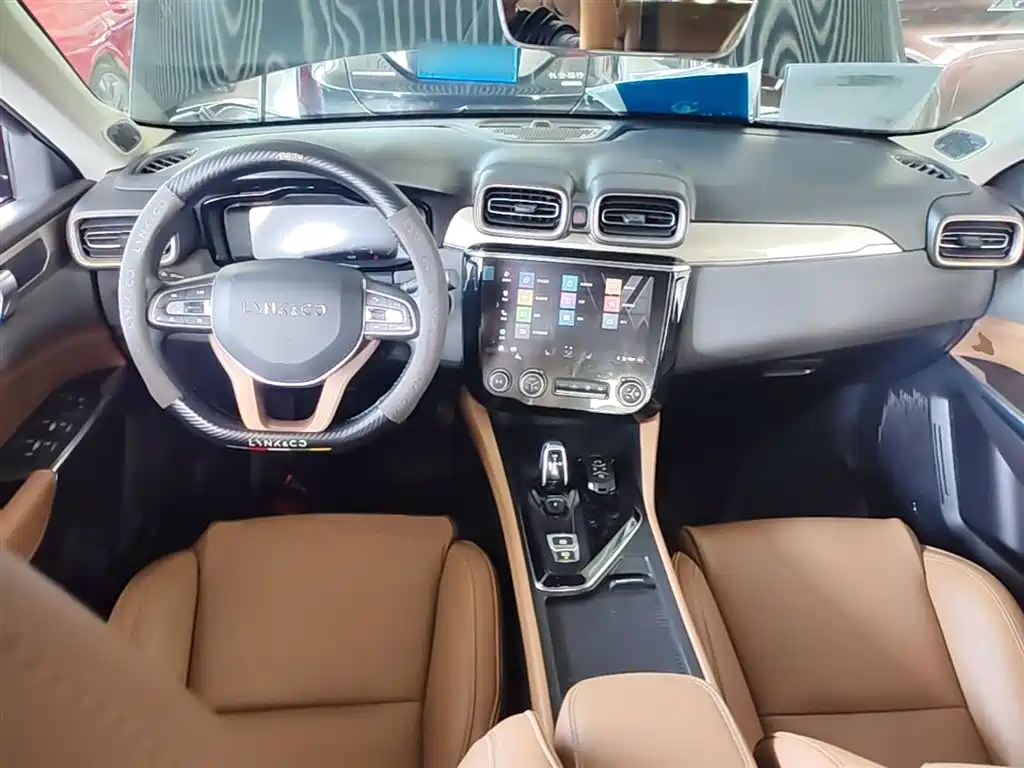 Lynk & Co 03 2018 1.5TD DCT Pro Version China V фото 10