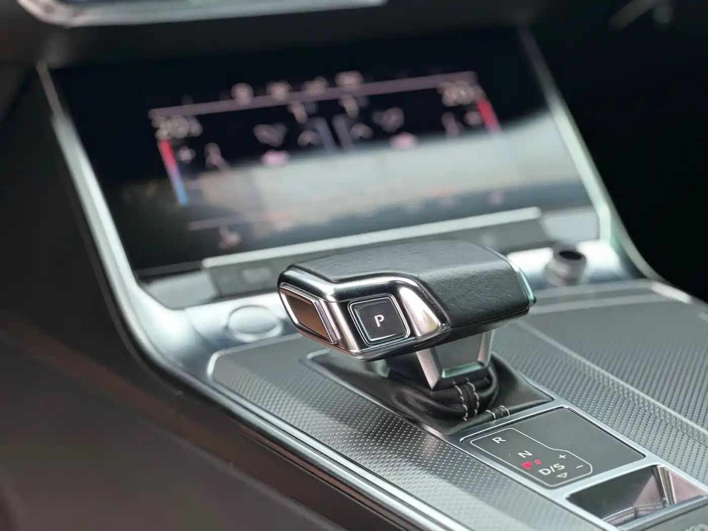 Audi A6L 2021 45 TFSI quattro Exclusive Sport фото 19