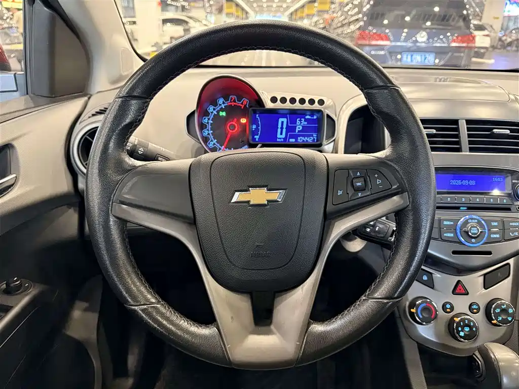 Фото 12 - Chevrolet Aveo