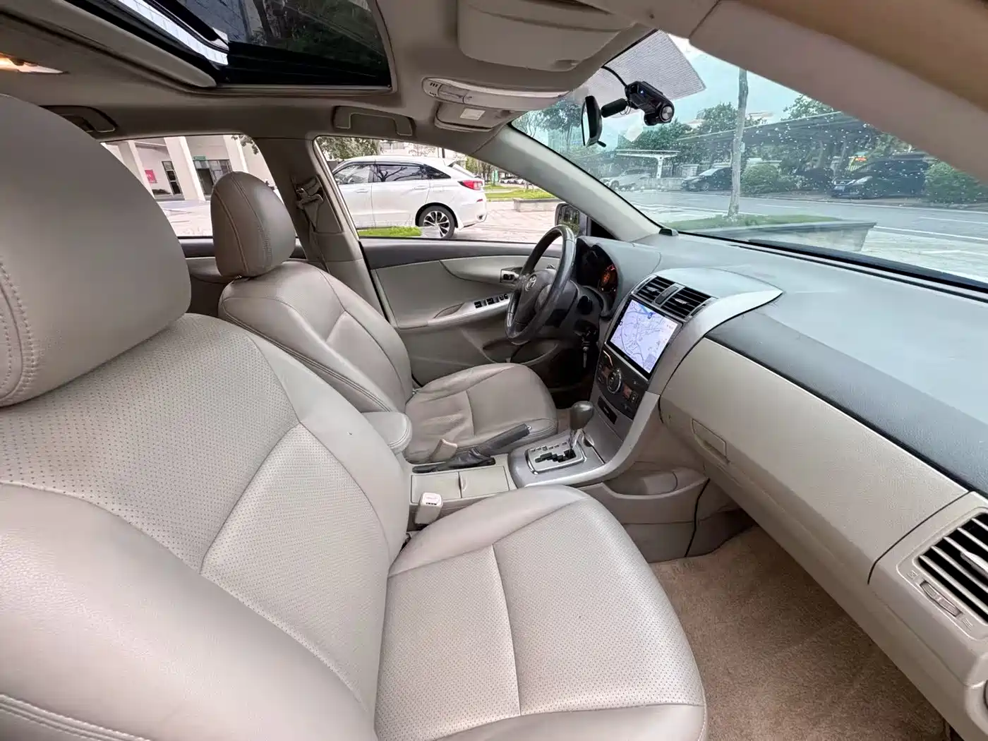 Toyota Corolla 2008 1.8L Automatic GL-i Sunroof Special Edition фото 8
