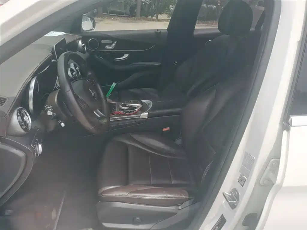 Mercedes-Benz GLC 2017 GLC 300 4MATIC Dynamic фото 15