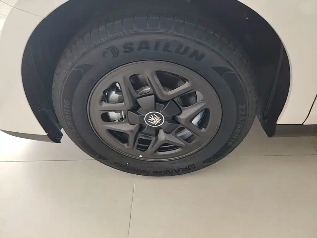 BYD Qin PLUS 2026 2026 DM-i Smart Edition 128KM Progressive