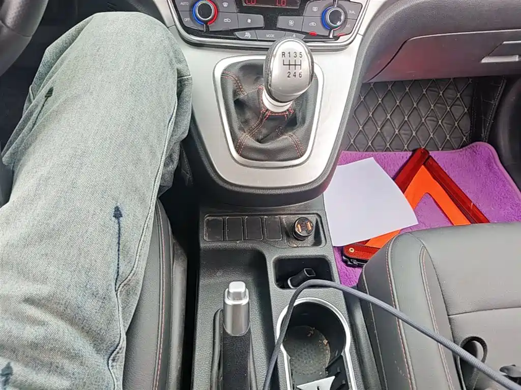 Haval M6 2019 1.5T Manual 2WD Elite Type China VI фото 14