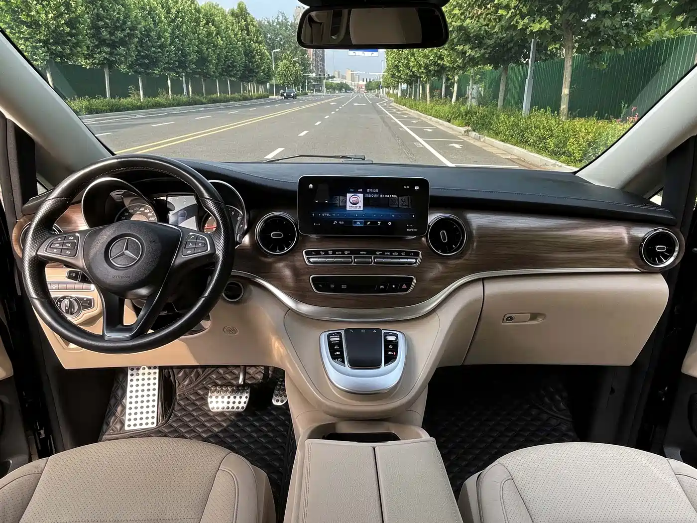 Mercedes-Benz V-Class 2020 V 260 Luxury Edition фото 3