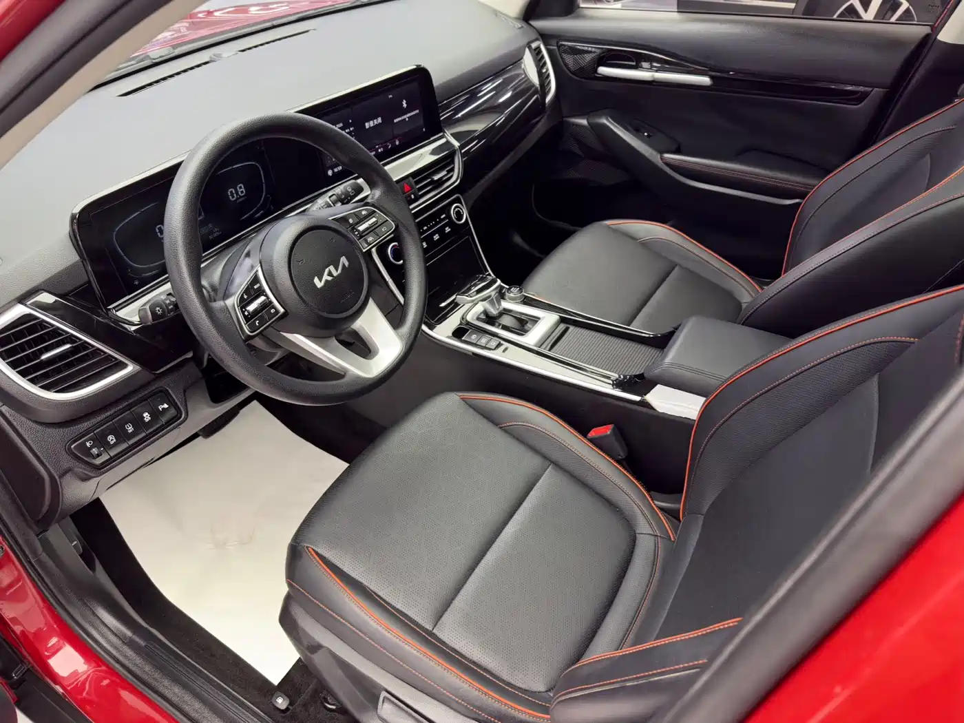 Kia Seltos 2023 1.5L CVT Luxury Edition фото 8