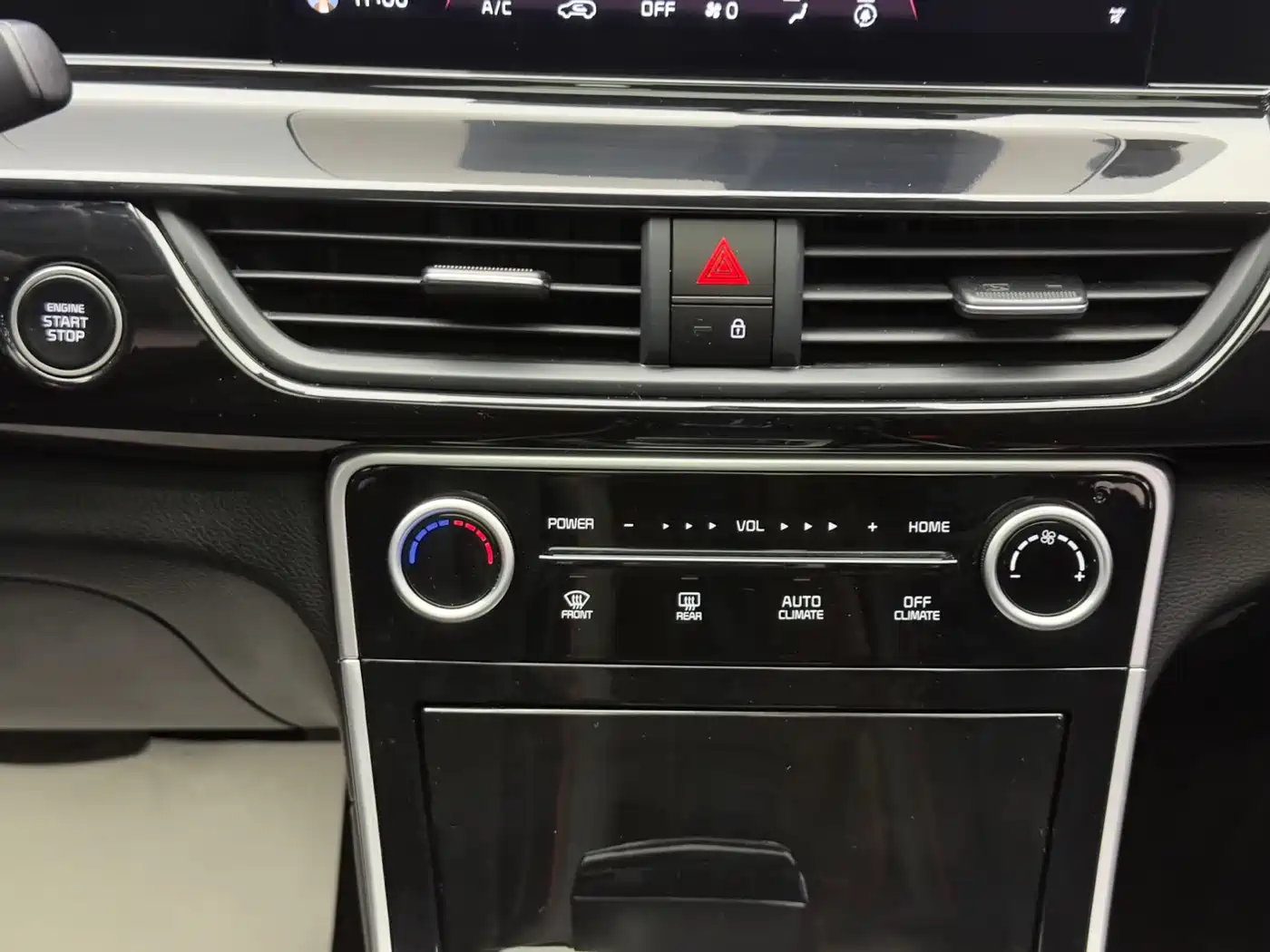 Kia Seltos 2023 1.5L CVT Luxury Edition фото 14