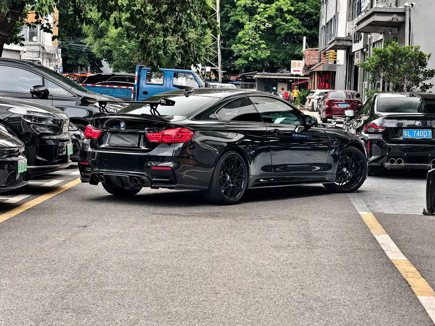 BMW M4 2017 M4 Coupe фото 10