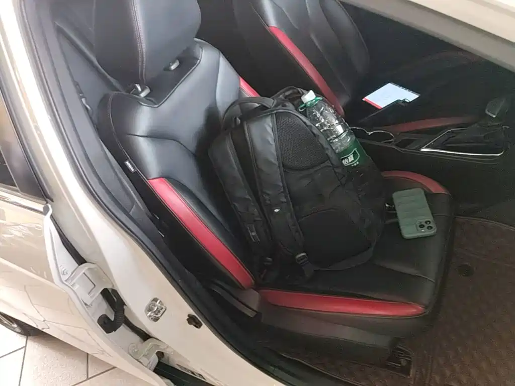 Venucia D60 2018 2018 1.6L CVT Smart Elite Edition