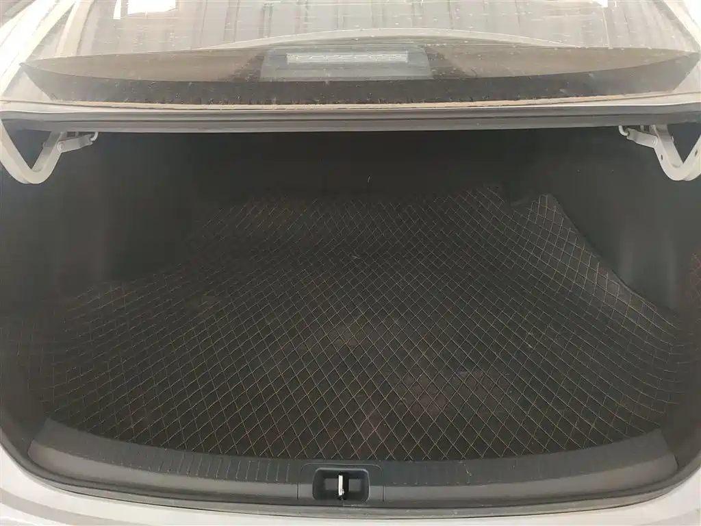 Toyota Levin 2023 Smart Hybrid 1.8L Sport Edition фото 19