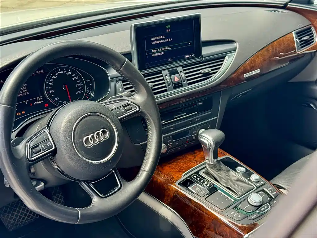 Audi A7 2014 50 TFSI quattro Comfort Edition фото 4