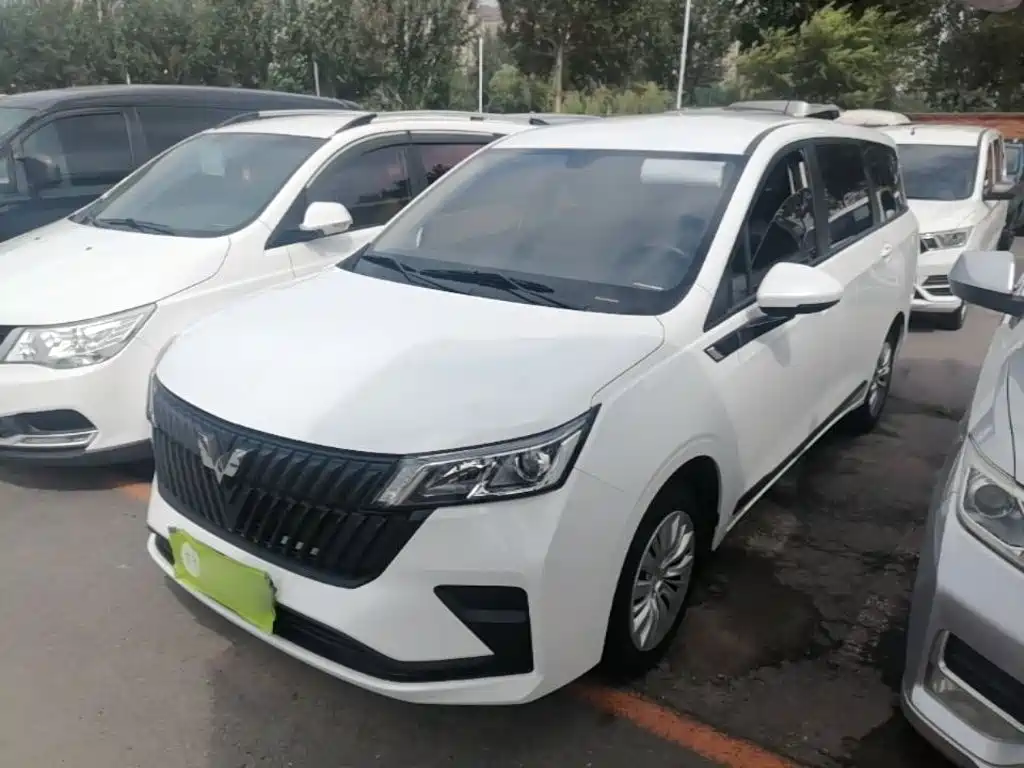 Wuling Motors Wuling Jiachen 2025 2022 1.5L Manual Joy Elite