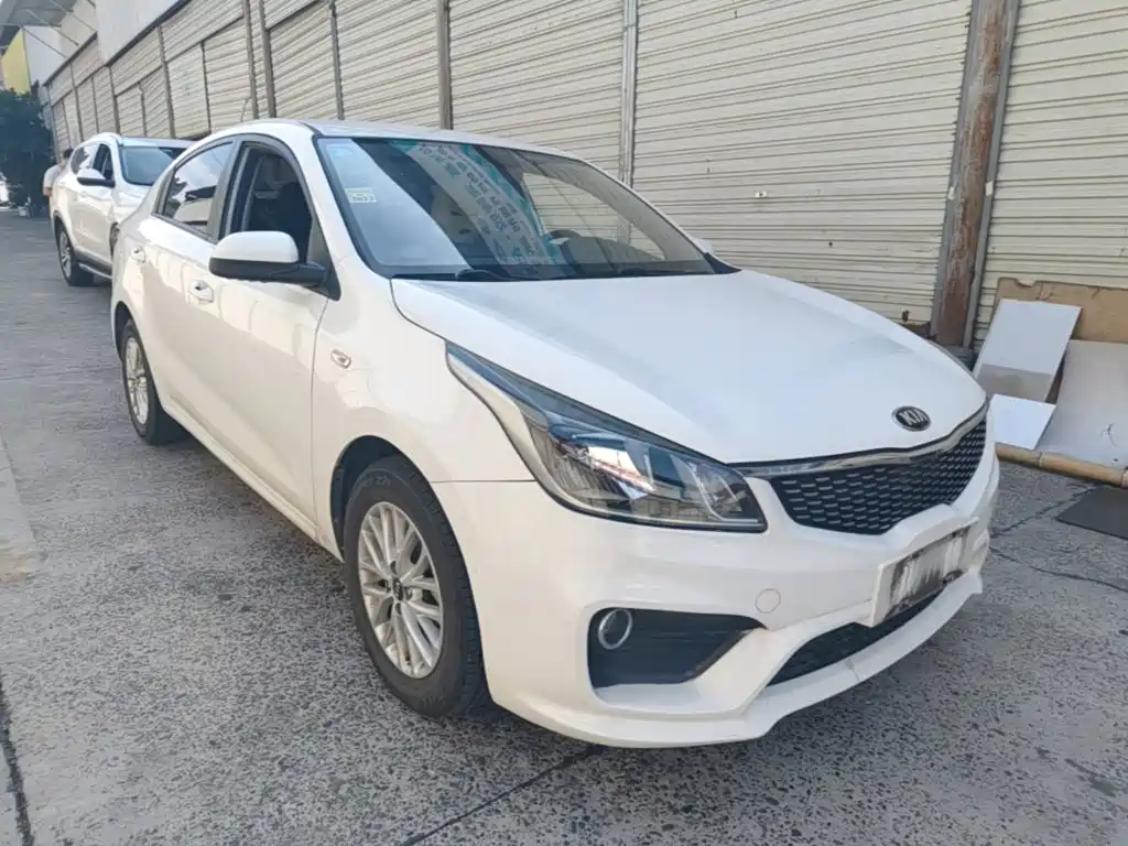 Kia K2 2017 2017 Sedan 1.4L AT GLS