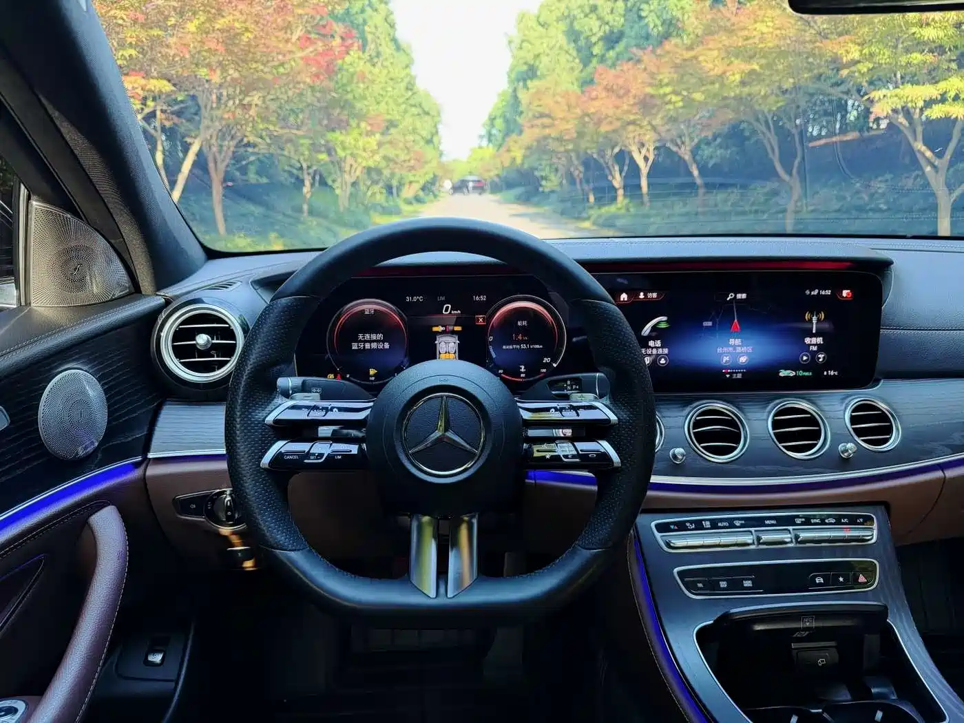 Mercedes-Benz E-Class 2021 E 300 L Sport Fashion фото 13