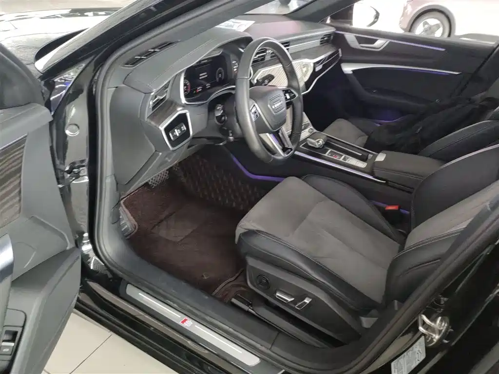Audi A6L 2024 45 TFSI quattro Premium Dynamic фото 16