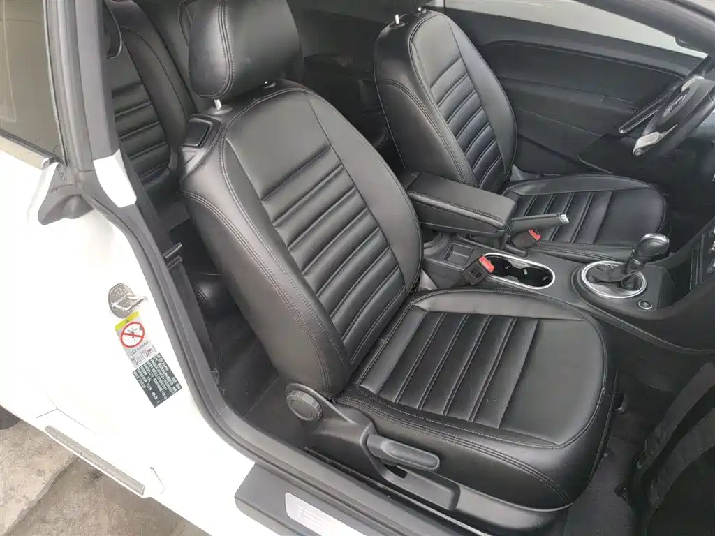 Volkswagen Beetle 2015 180TSI фото 25