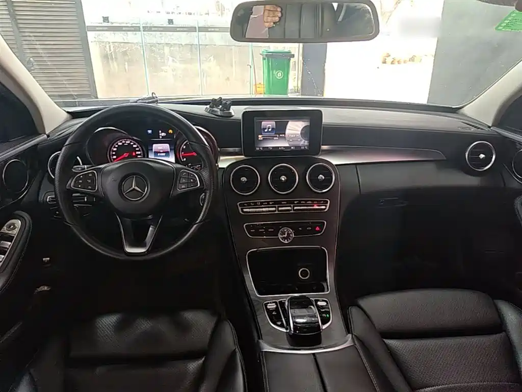 Mercedes-Benz C-Class 2015 C 200 L Sport фото 10
