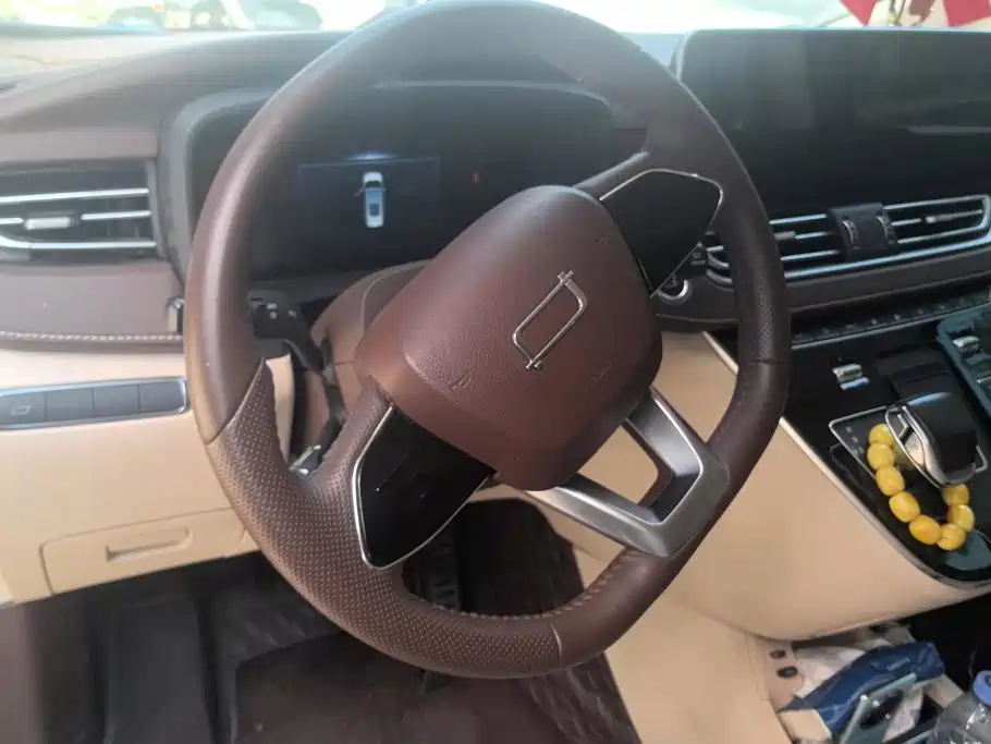 Besturn M9 2023 2023 2.0T Exclusive