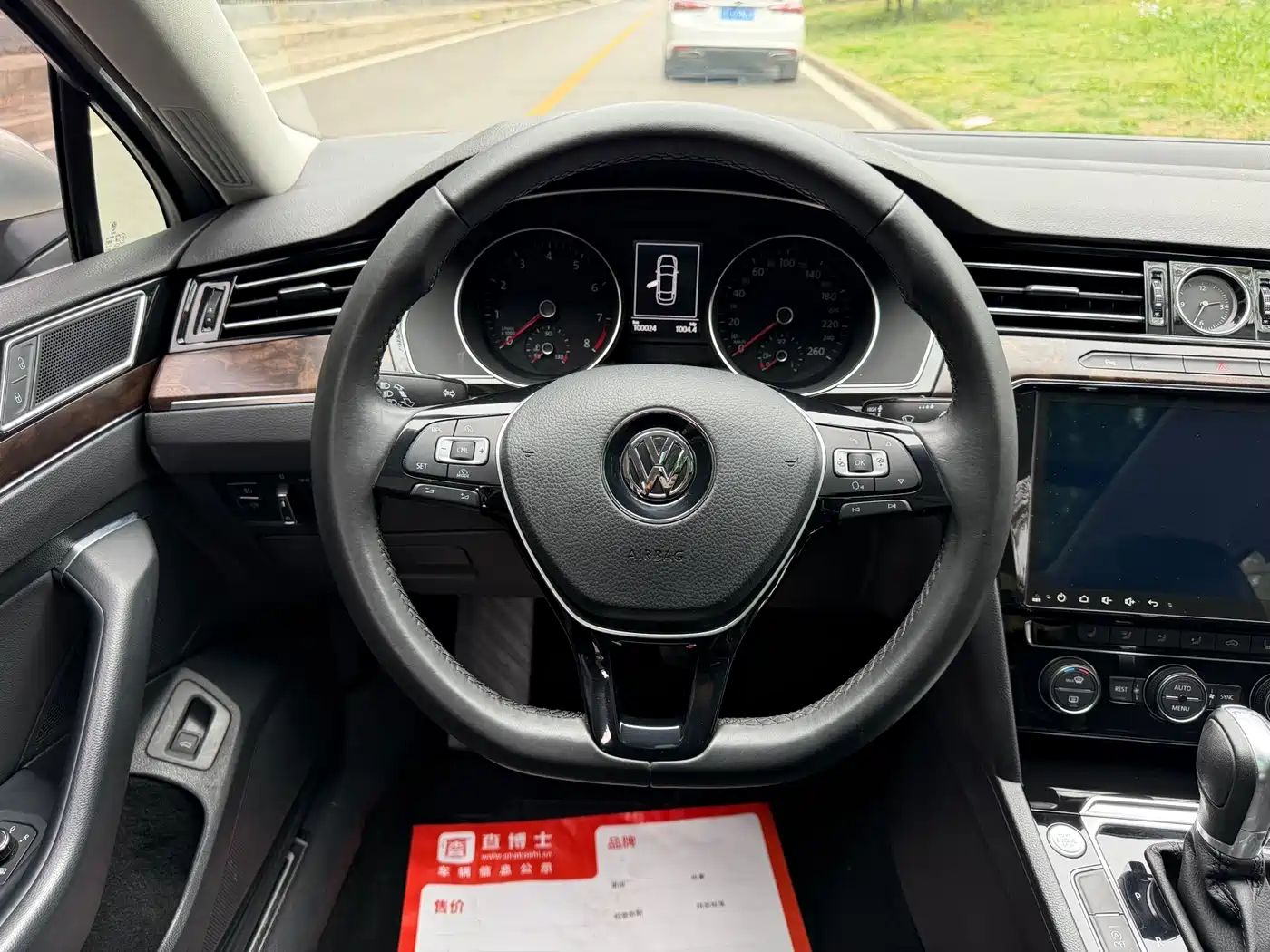 Volkswagen Magotan 2017 330TSI DSG Luxury фото 6