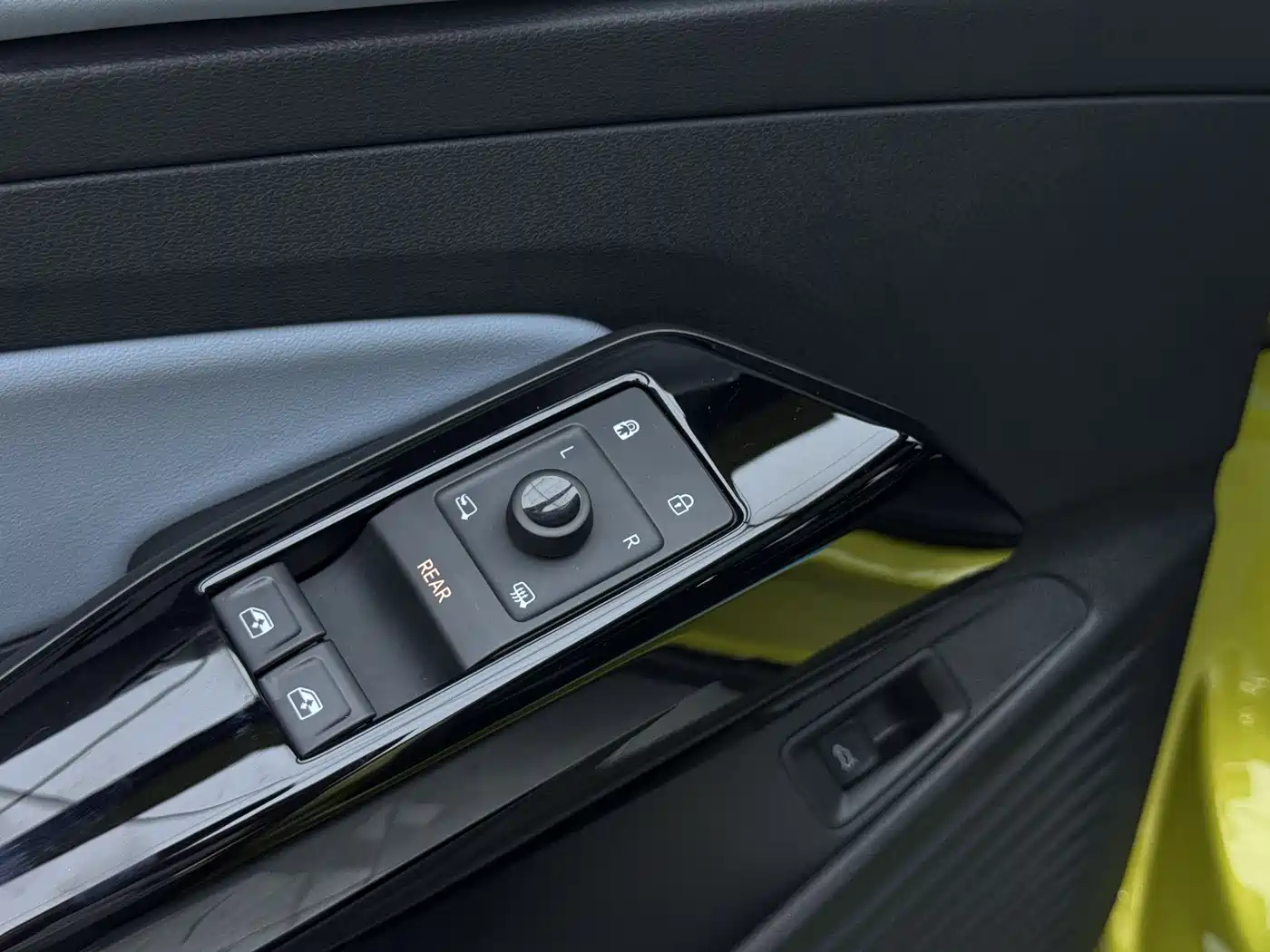 Volkswagen ID.4 X 2022 Smart Long Range фото 21