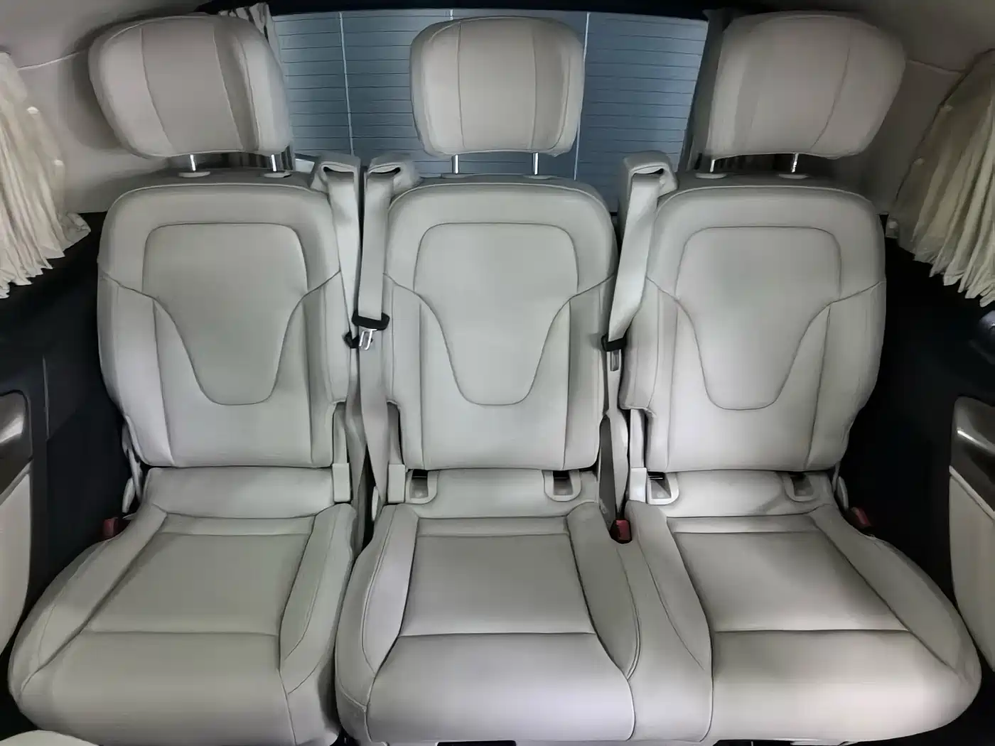 Mercedes-Benz V-Class 2021 V 260 Premium Edition фото 19