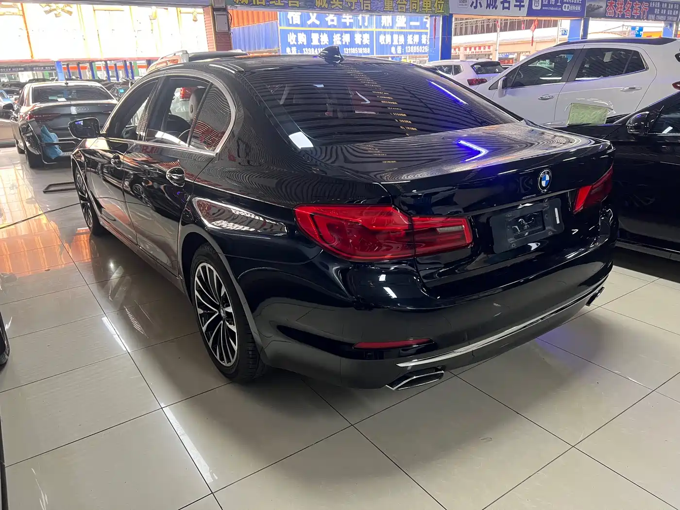 BMW 5 Series 2019 530Li Leading Luxury Package фото 7