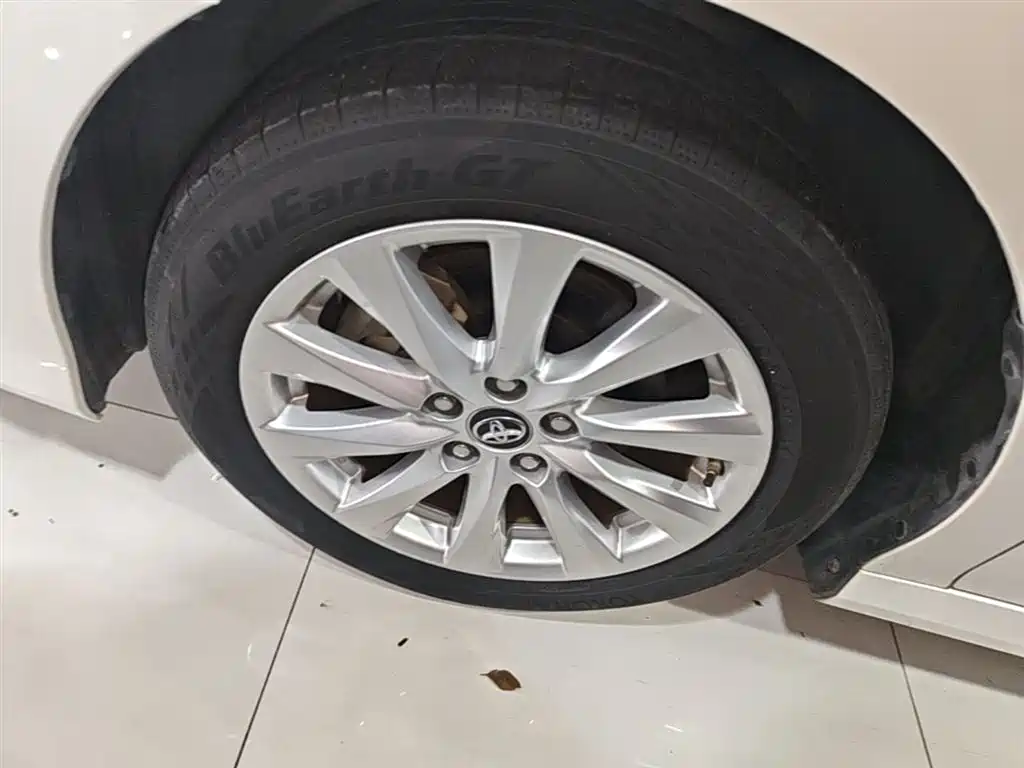 Toyota Camry 2019 2.0G Luxury Edition China VI фото 23