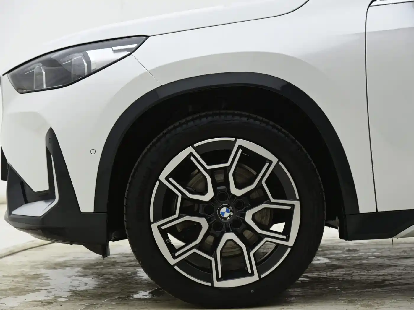 BMW X1 2024 sDrive25Li X Design Package фото 15