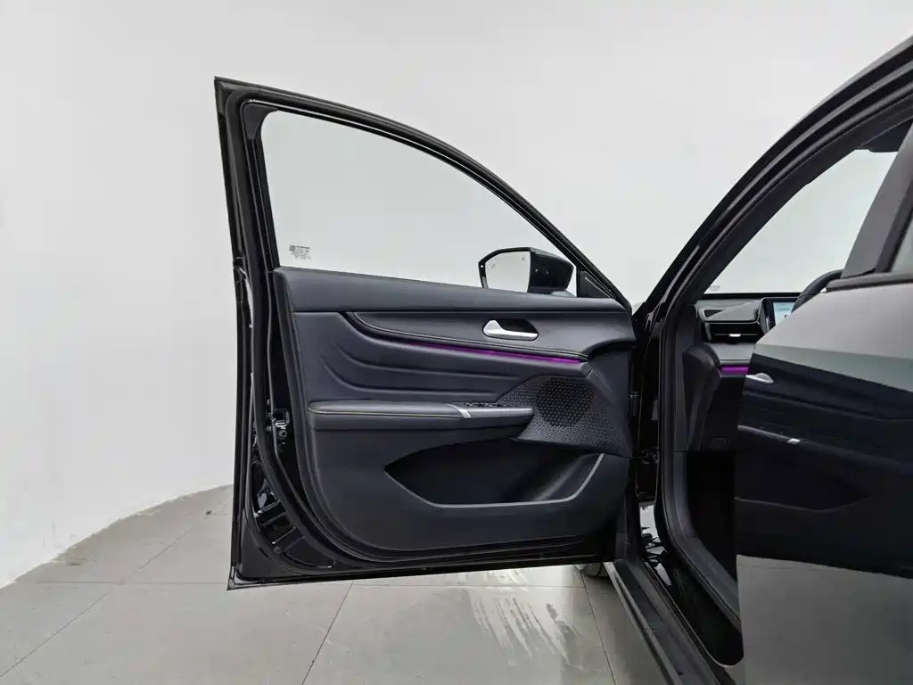 Changan UNI-V 2026 2025 3rd Generation 1.5T 500Bar Premium