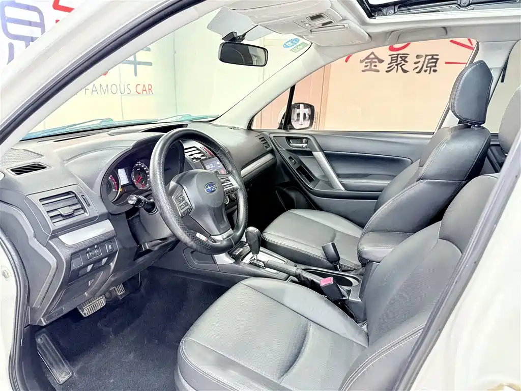 Subaru Forester 2014 2.5i Automatic Elite Edition фото 7