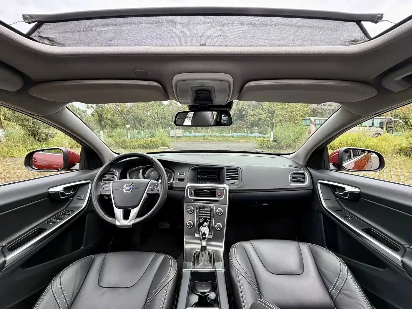Volvo V60 2013 2014 T5 Wisdom & Elegance