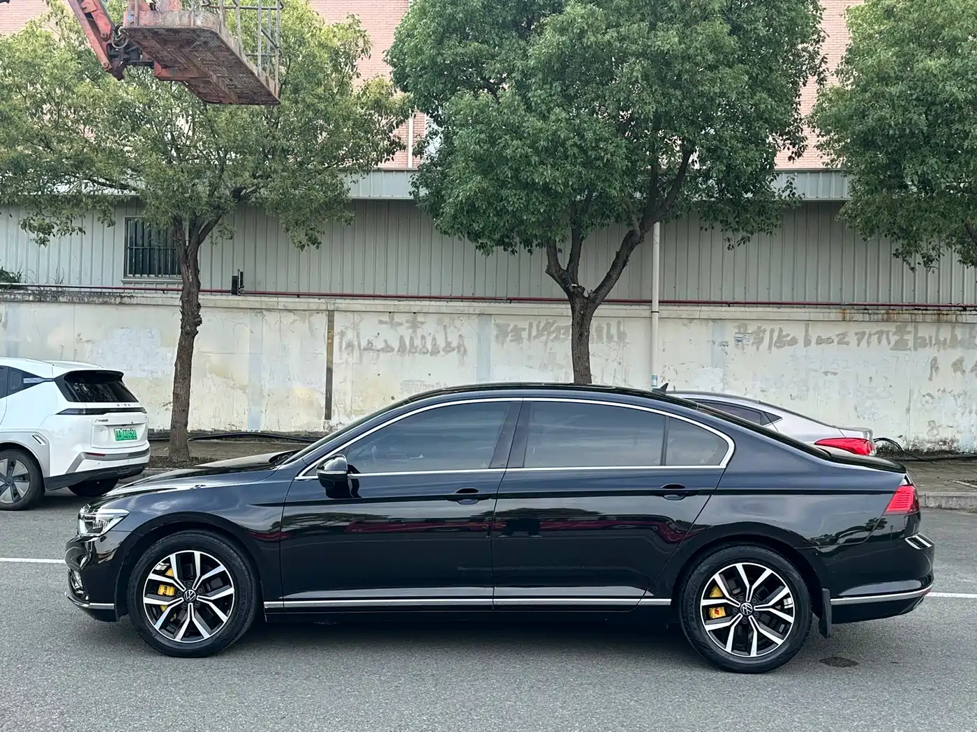 Volkswagen Magotan 2020 330TSI DSG Leading фото 4