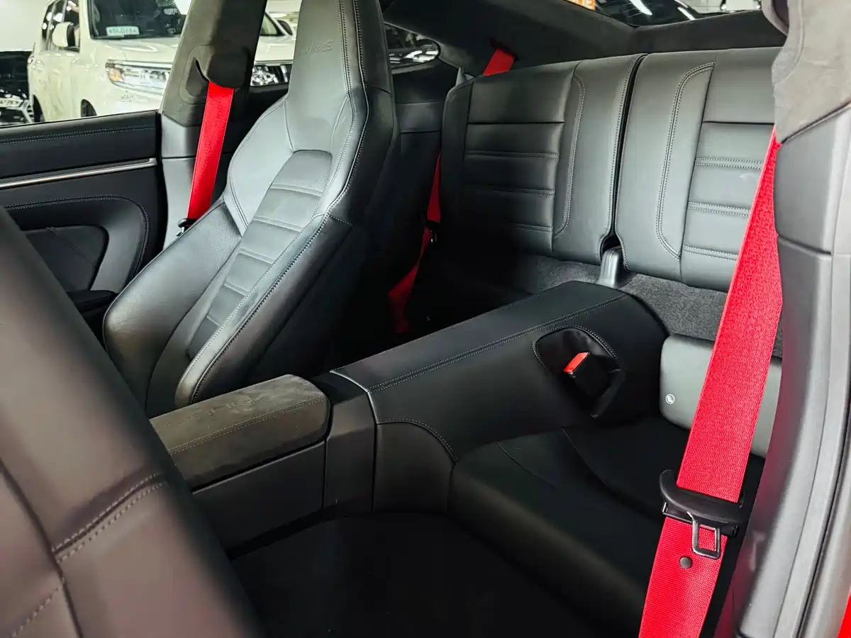 Porsche 911 2023 Turbo S 3.7T фото 8