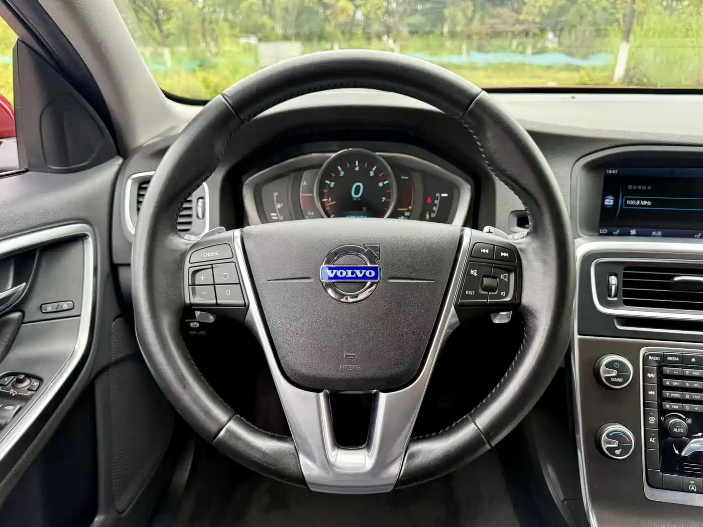 Volvo V60 2013 2014 T5 Wisdom & Elegance