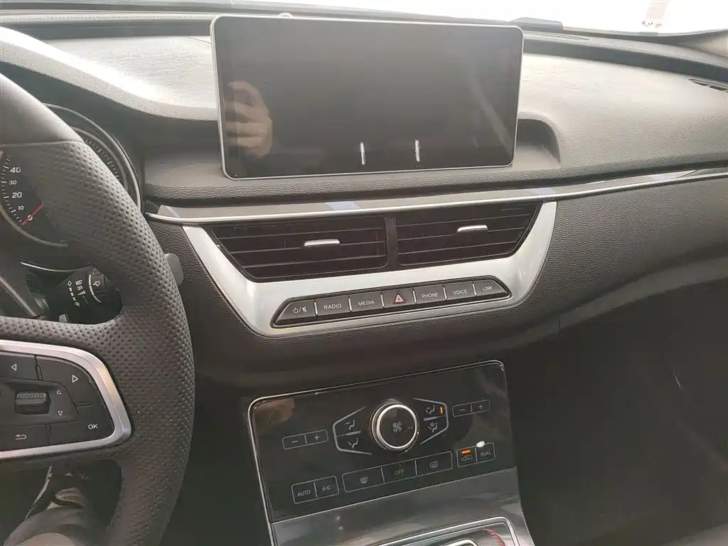 Hongqi H5 2020 1.5T DCT Qi Rhythm Edition фото 13
