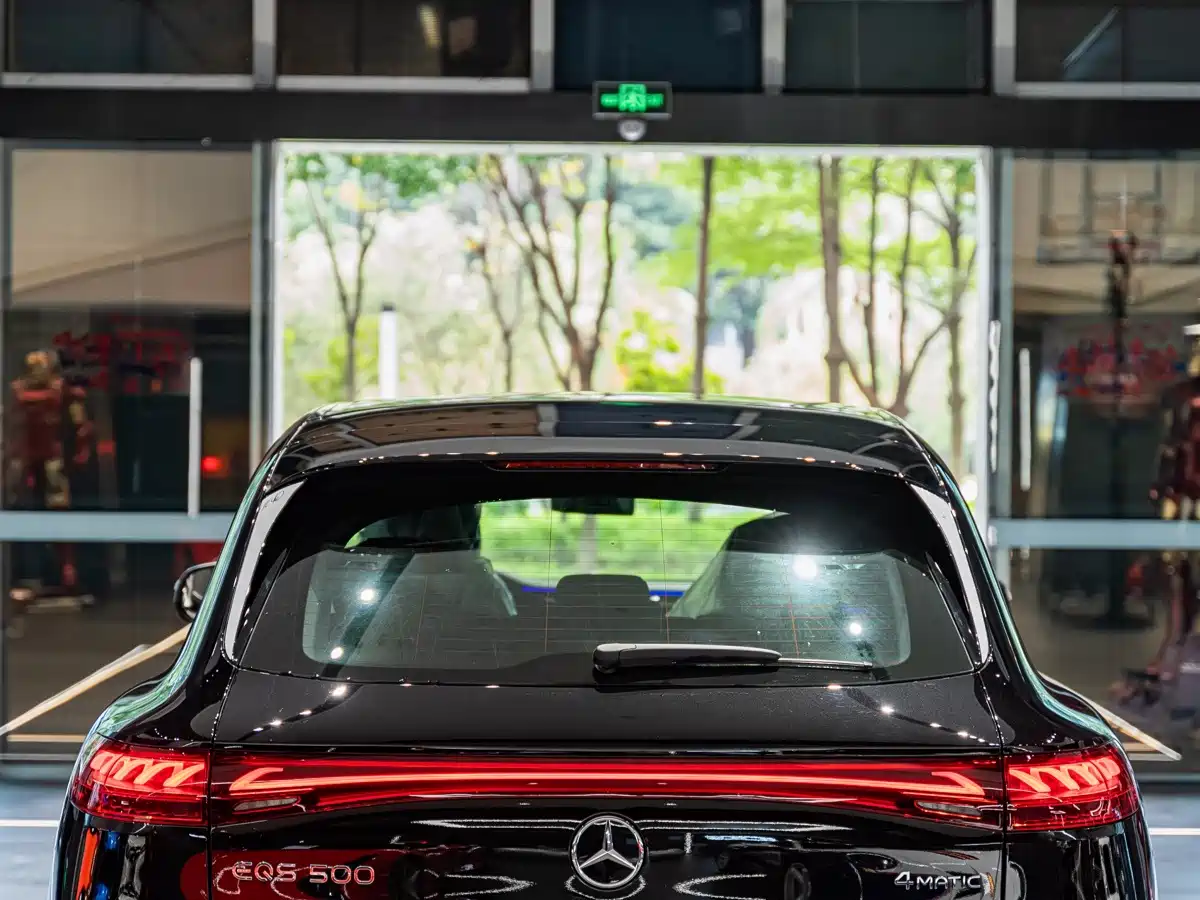 Mercedes-Benz EQS SUV 2026 2025 Model 500 4MATIC