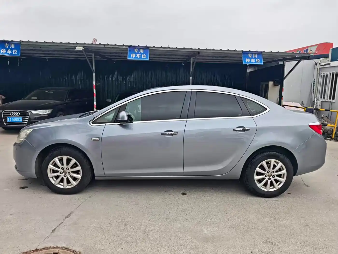 Buick Excelle 2010 GT 1.6L Automatic Fashion Edition фото 3