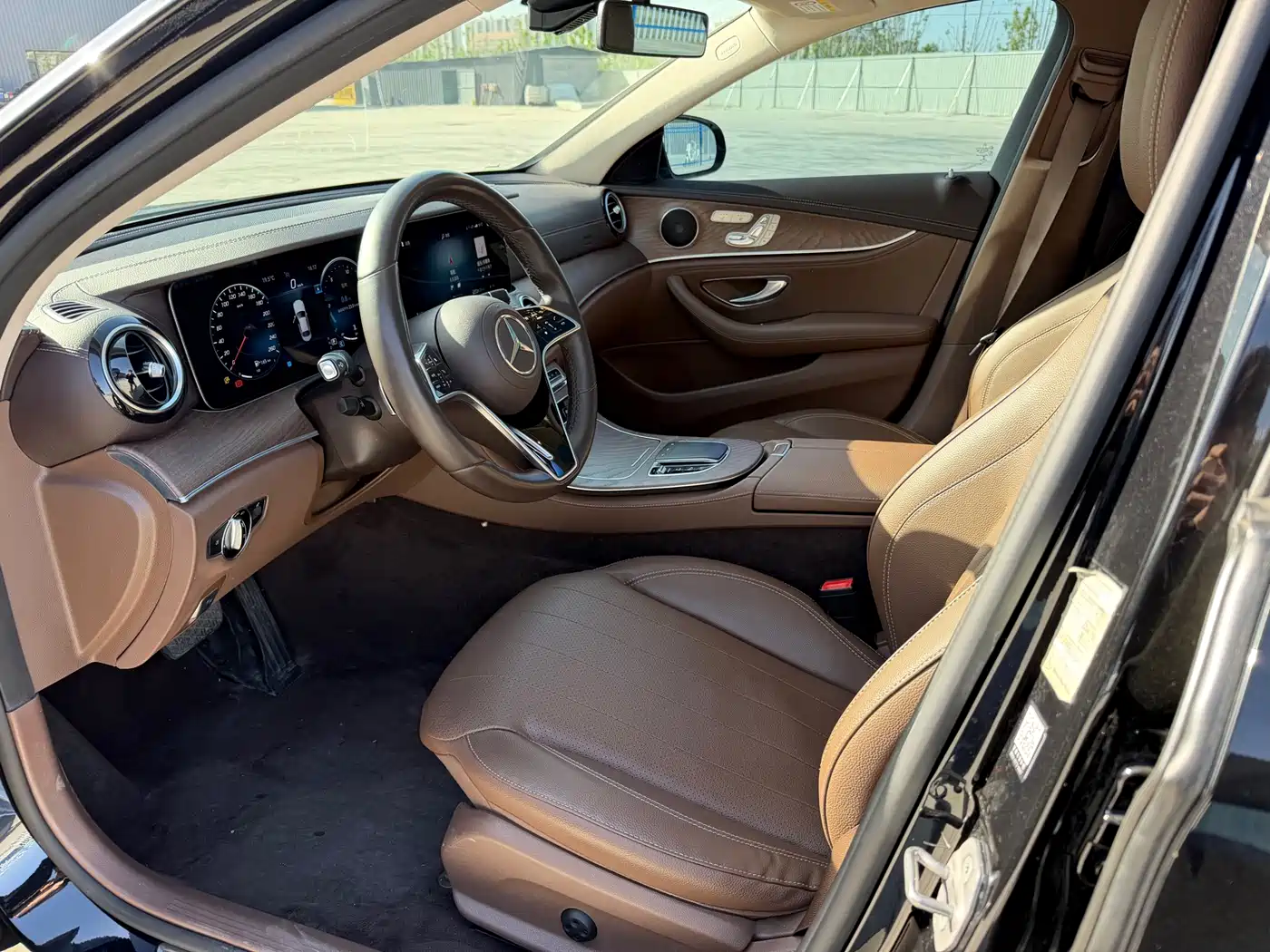 Mercedes-Benz E-Class 2021 E 300 L Fashion фото 15