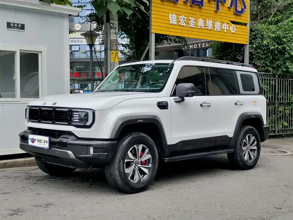 BEIJING OFF-ROAD BJ40