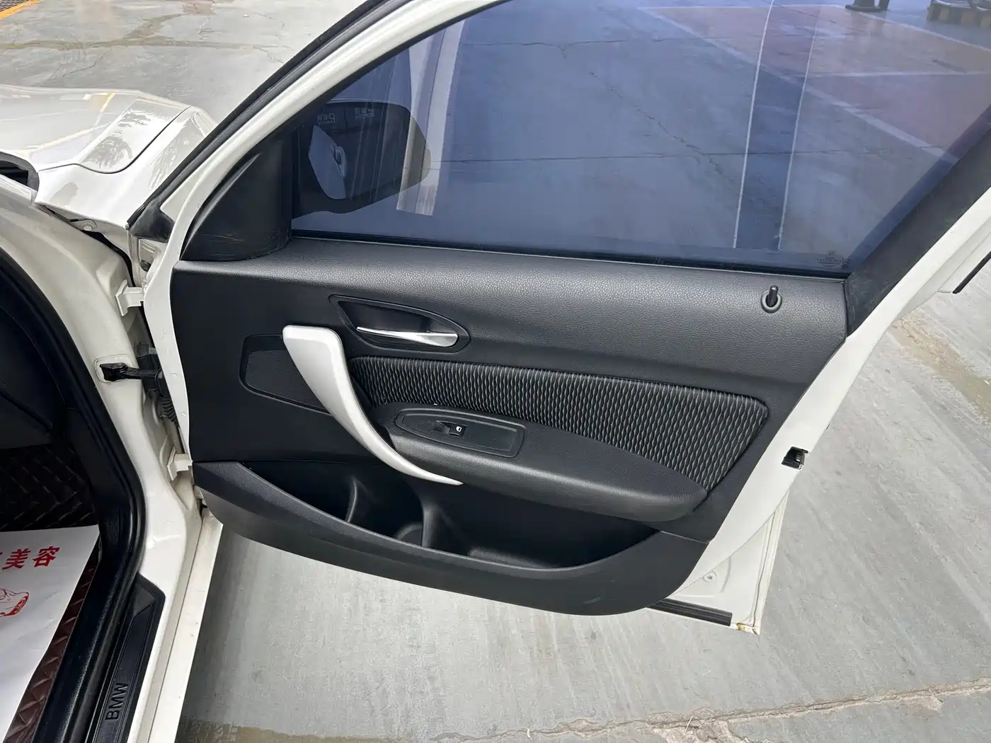 BMW 1 Series (Import) 2012 116i Urban Edition фото 11
