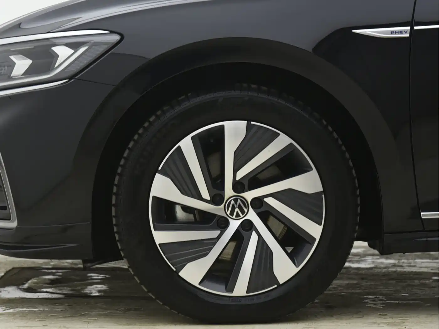 Volkswagen Passat New Energy 2023 430PHEV Hybrid Elite фото 12