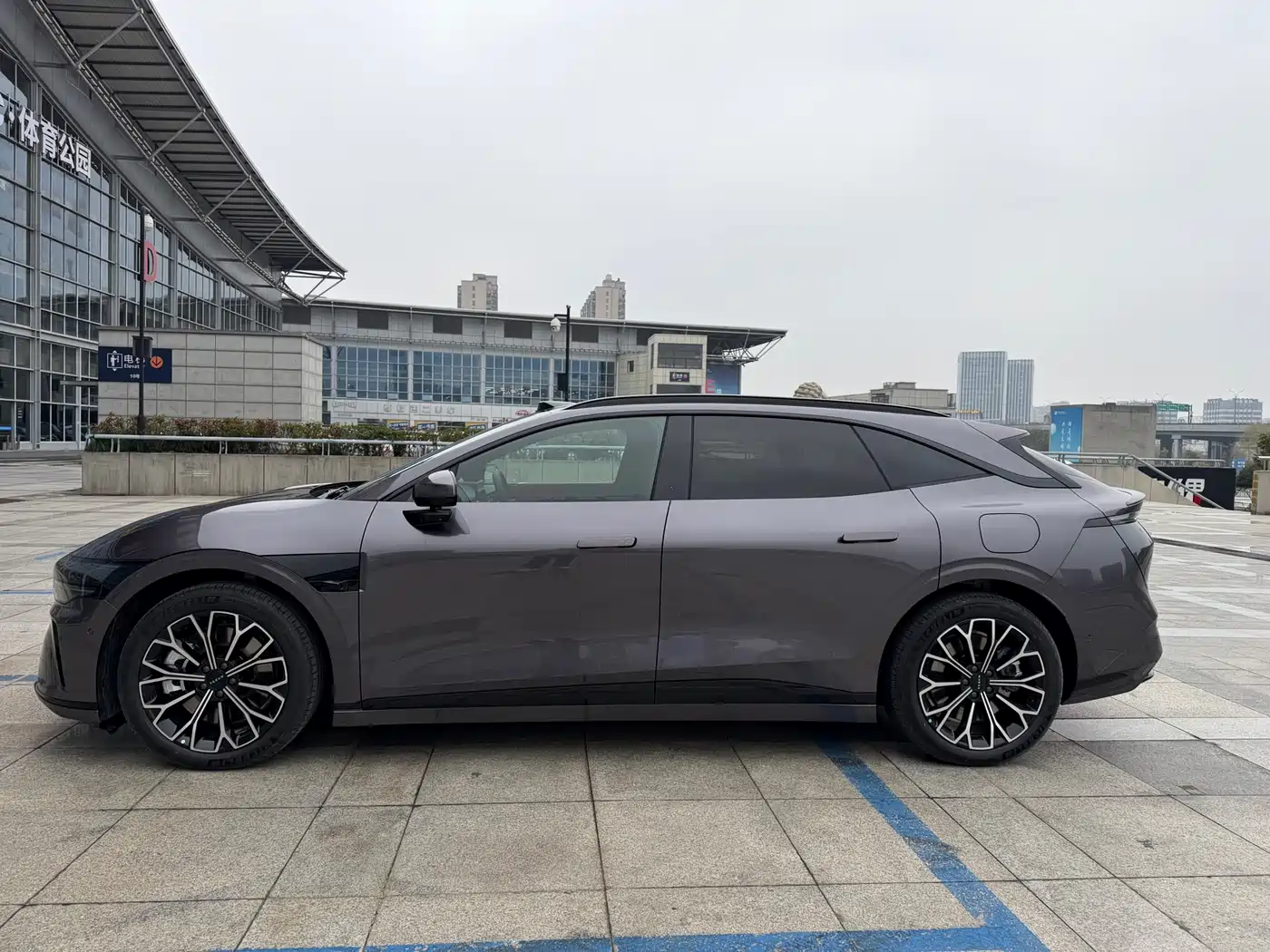 ZEEKR EXTREME KRYPTON 007GT