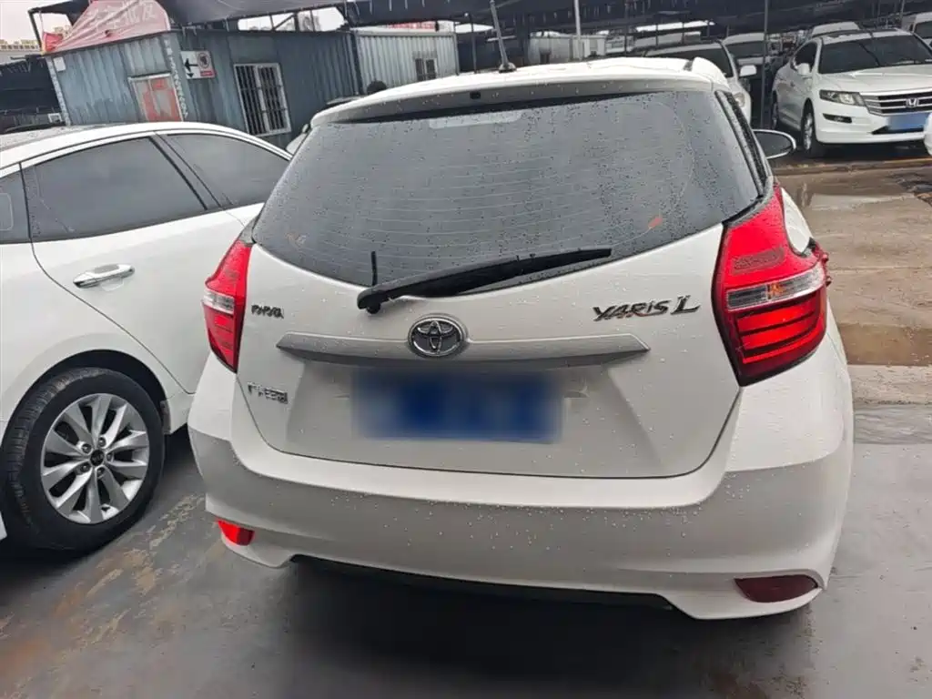 Toyota YARiS L Zhi Xuan 2016 Facelift 1.5E CVT Charming Edition фото 6