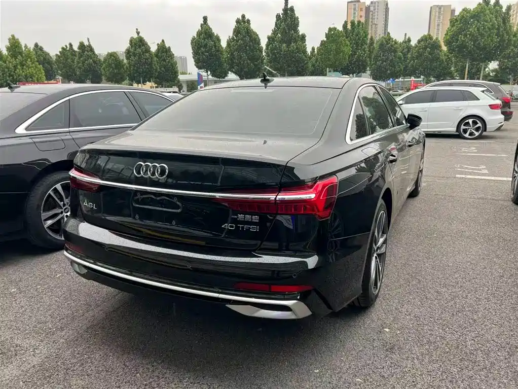 Audi A6L 2025 40 TFSI Luxury Sport фото 3