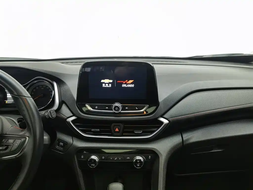 Chevrolet Volando 2018 Redline 530T Auto Premium Edition (5+2 seater) China V фото 12
